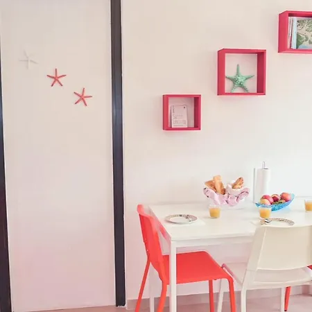 Apartment 068 - Casa Stella Marina In Centro, 450metri Da Mare E